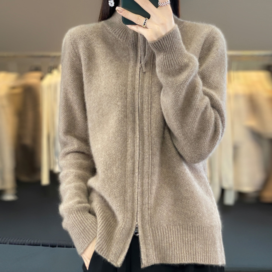 Giovana | Zip-Up Knit Cardigan