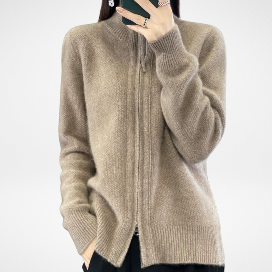 Giovana | Zip-Up Knit Cardigan