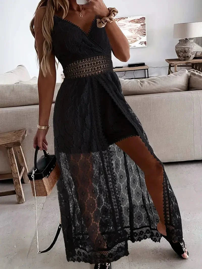 Sorelle | One-Piece Lace Chic