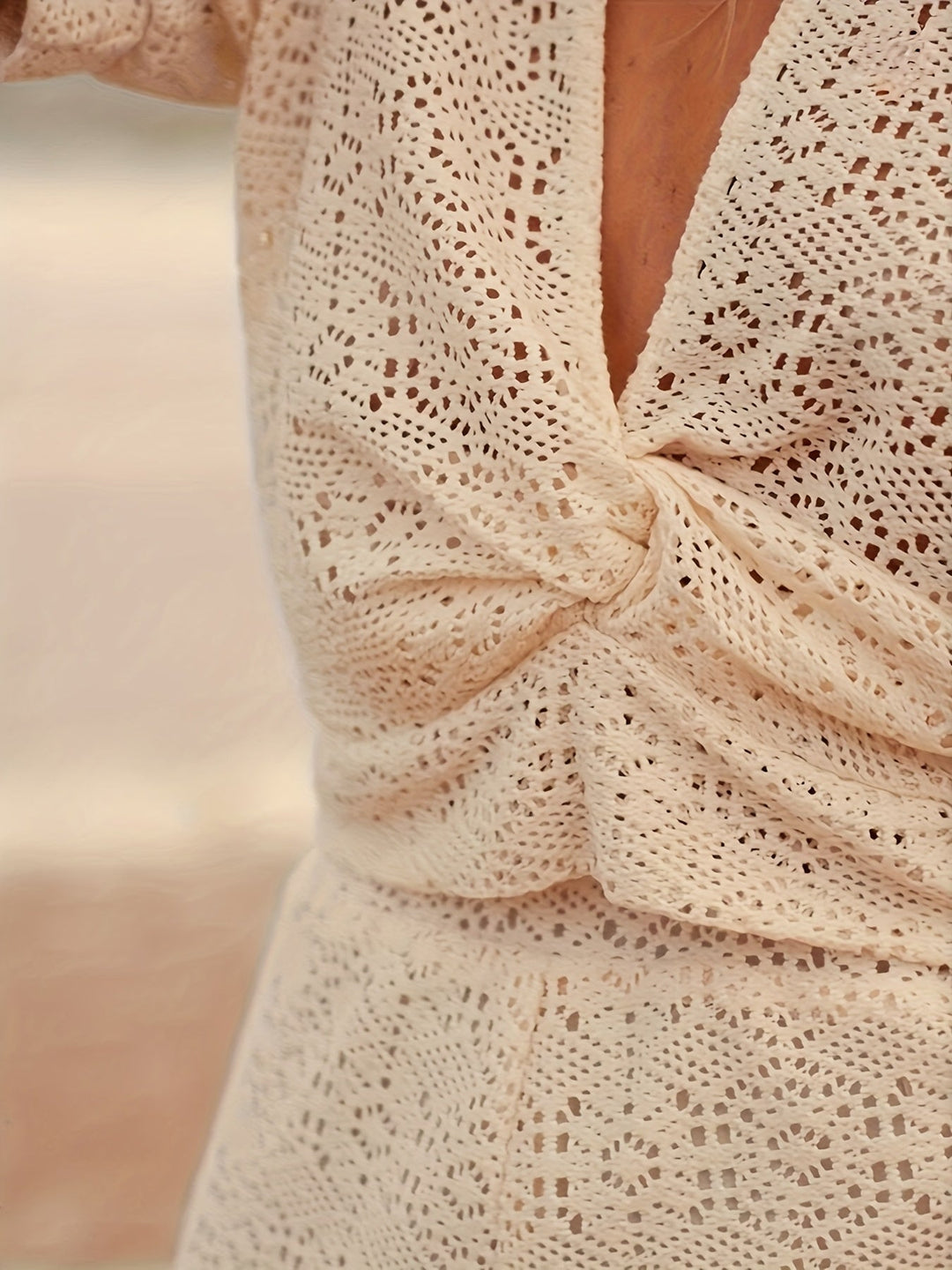 Isaline | Effortlessly Elegant V-Neck Blouse