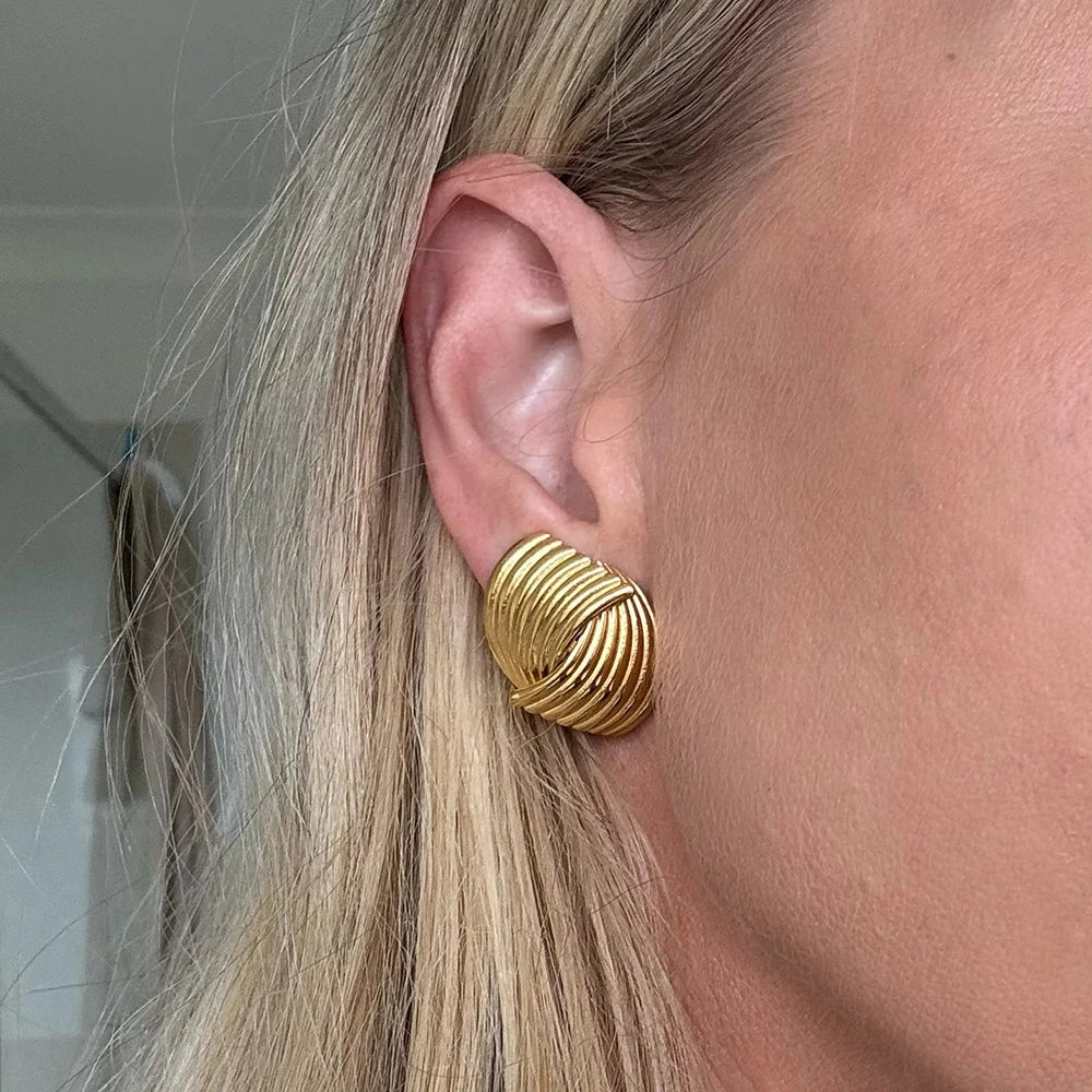 Solara | Retro Crossed Stud Earrings