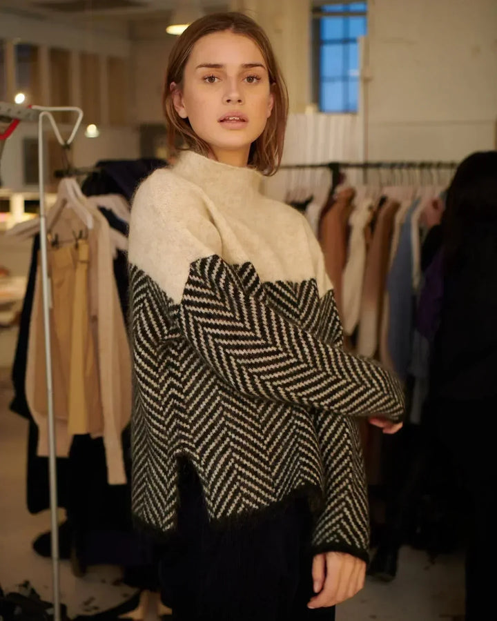Tracy | Turtleneck Sweater